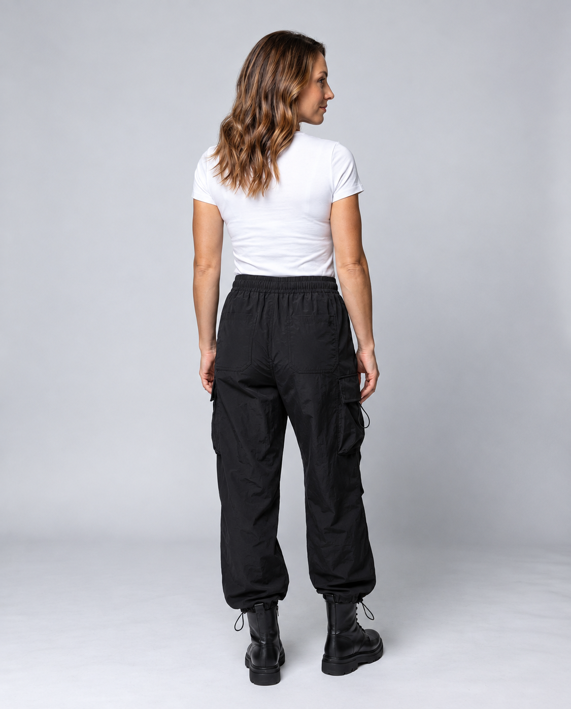 Women's Balloon Leg Cargo Pants – back view